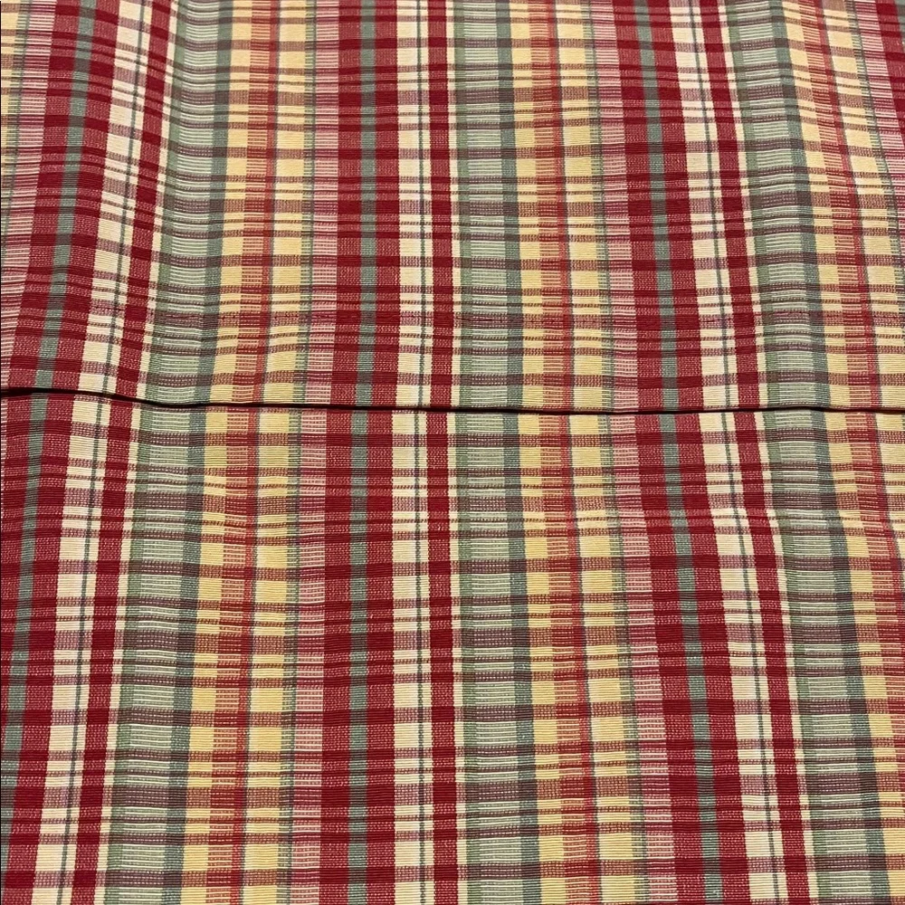 Country Red Yellow & Green Plaid Folded Design Lined Curtain Panel, 26.5